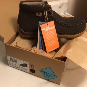 Twisted X work driving Mocs 6.5 NWT